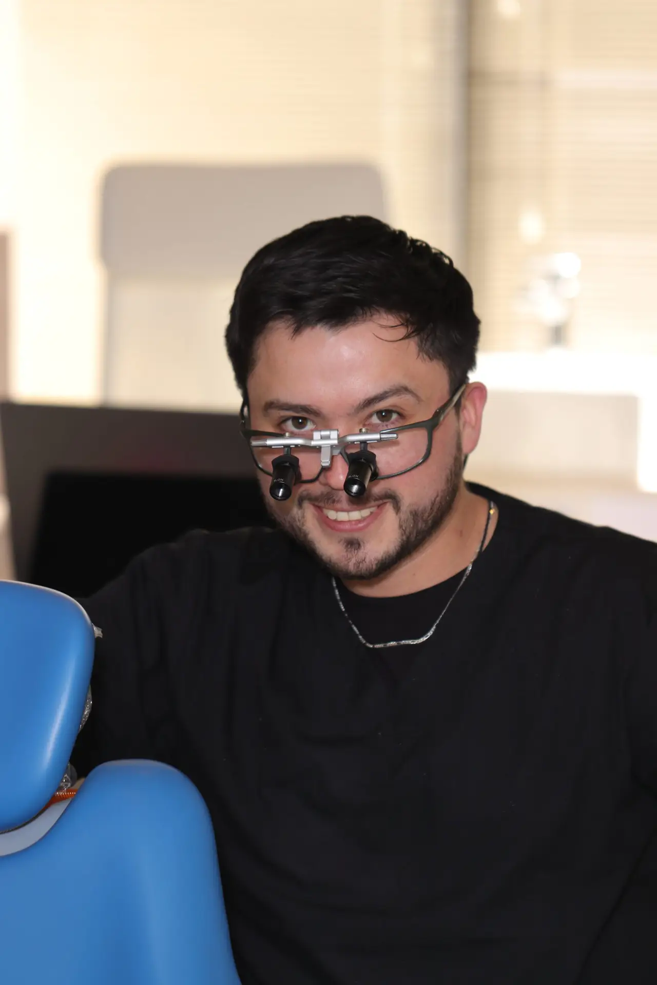 Dr. Nicolás Mora Marambio, cirujano dentista